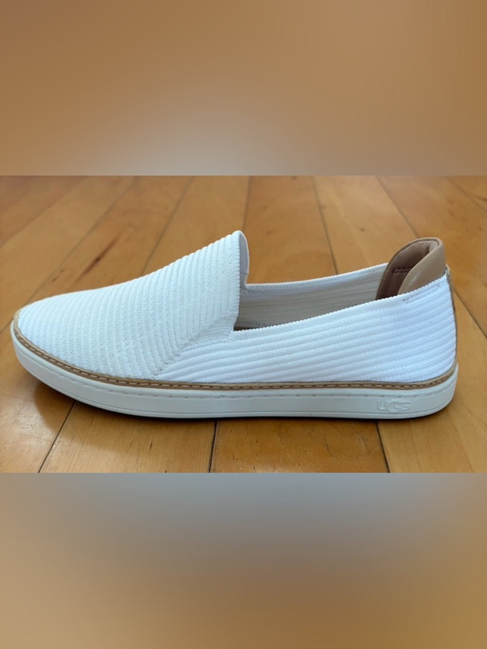 New UGG Sz 6.5 6 1/2 Women's Sammy Slip On White Rib Knit Minimalist Comfort - Picture 8 of 16